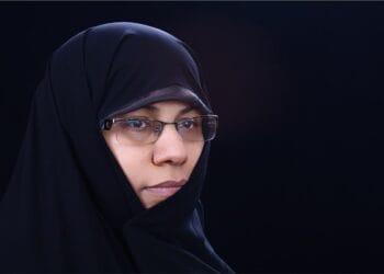 یادداشت روز: عشرت شایق