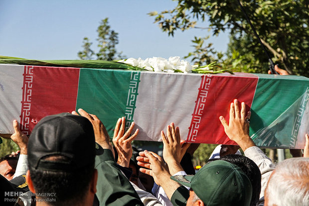 پیکر مطهر سه شهیدگمنام در تبریز تشییع می‌شود