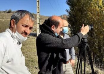 رونمایی از پوستر فیلم مستند «جویندگان»