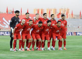 تراکتور: ۴_ آلومینیوم اراک: ۱