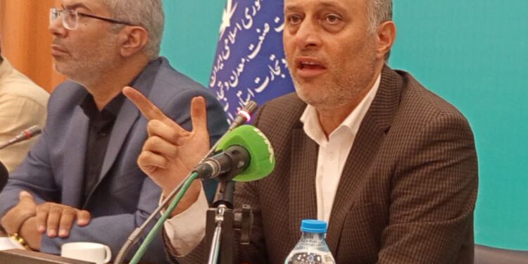 انتقاد تند مدیرکل صمت آذربایجان شرقی از وزارت نیرو و بانکها: