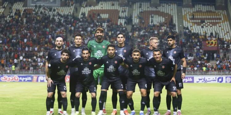 فولاد اهواز: 0 _ تراکتور تبریز: 0